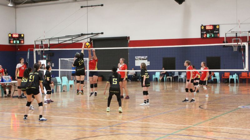 Westside Volleyball receives a ClubGRANT from Ingleburn RSL Club to fund a new development program